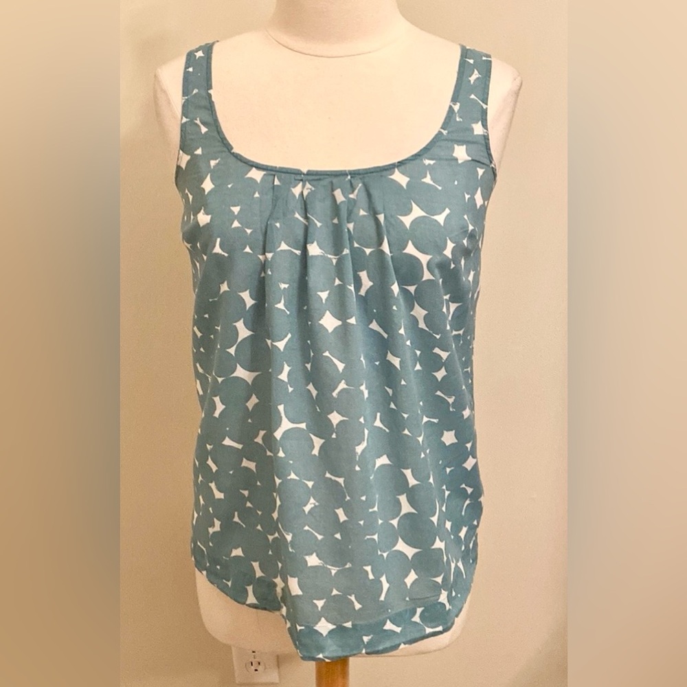 Banana Republic Teal White Circle Print SZ S  Pleated Shabby Chic Coastal Top